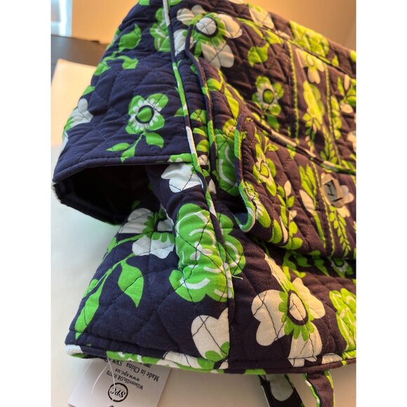 New with Tags, SPC Green Navy White Flowered Large Tote Laptop Tablet - Picture 6 of 11